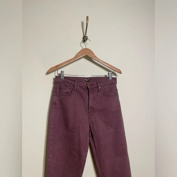 MOTHER The Insider Crop Step Fray in Mauve Wine
